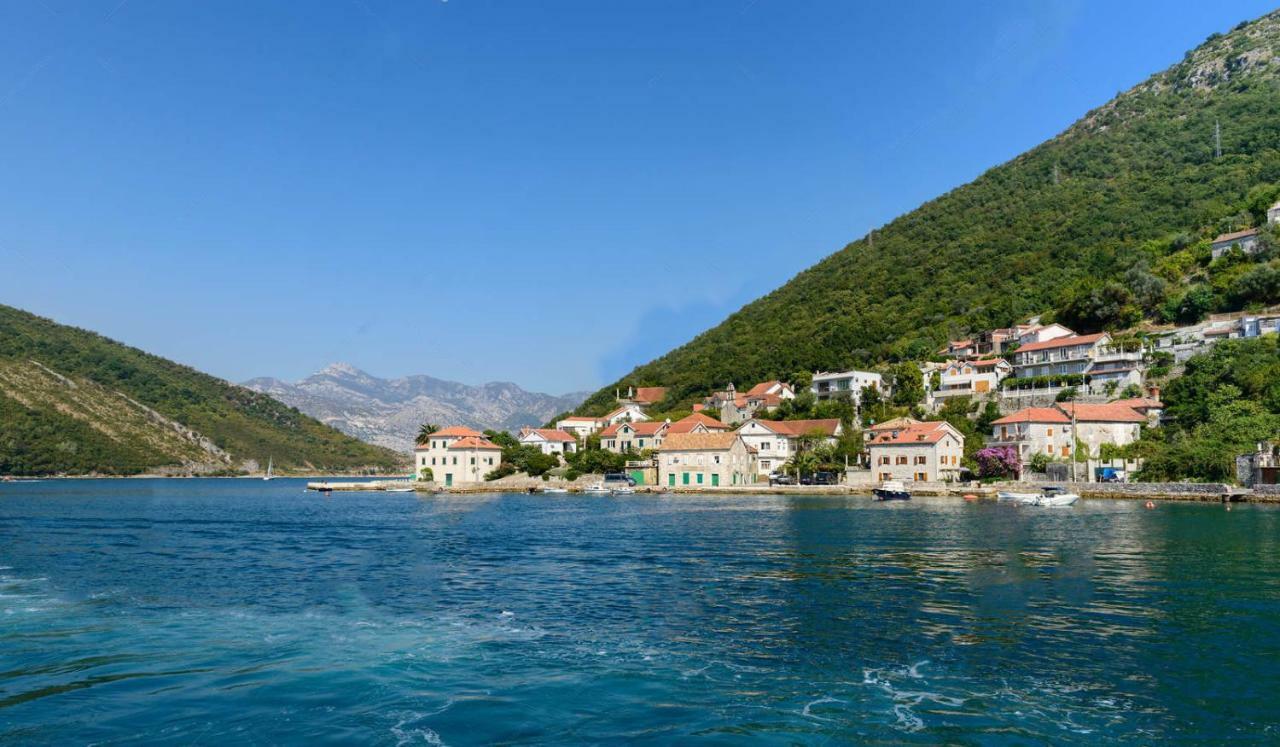 House By The Sea Vila Tivat Exterior foto