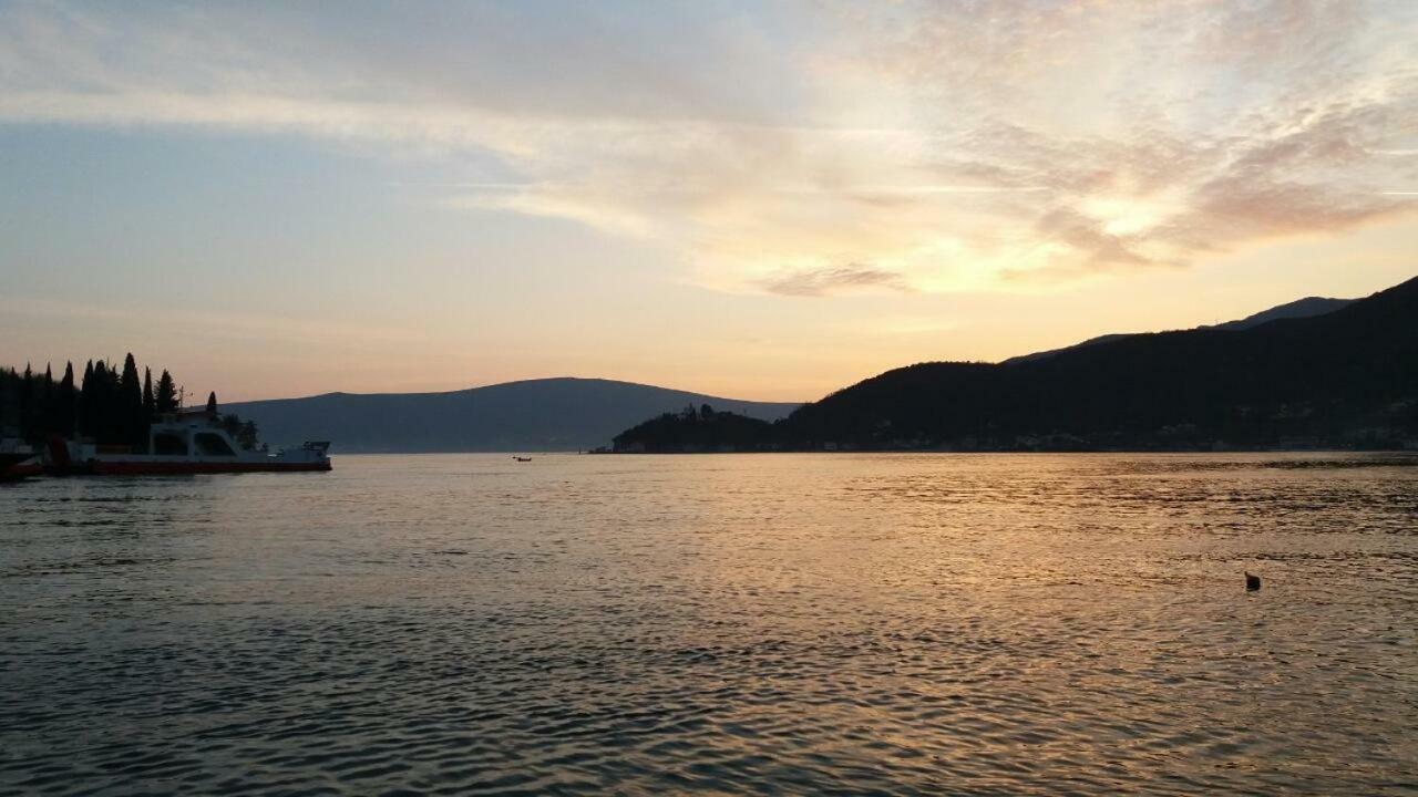 House By The Sea Vila Tivat Exterior foto