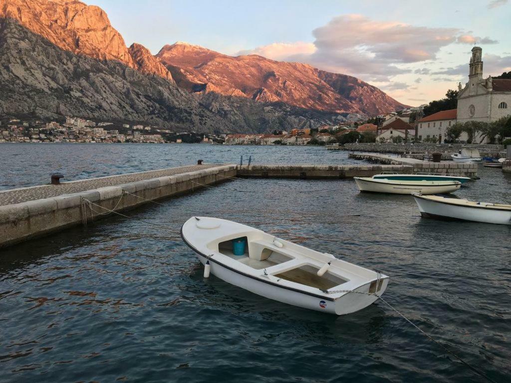 House By The Sea Vila Tivat Exterior foto